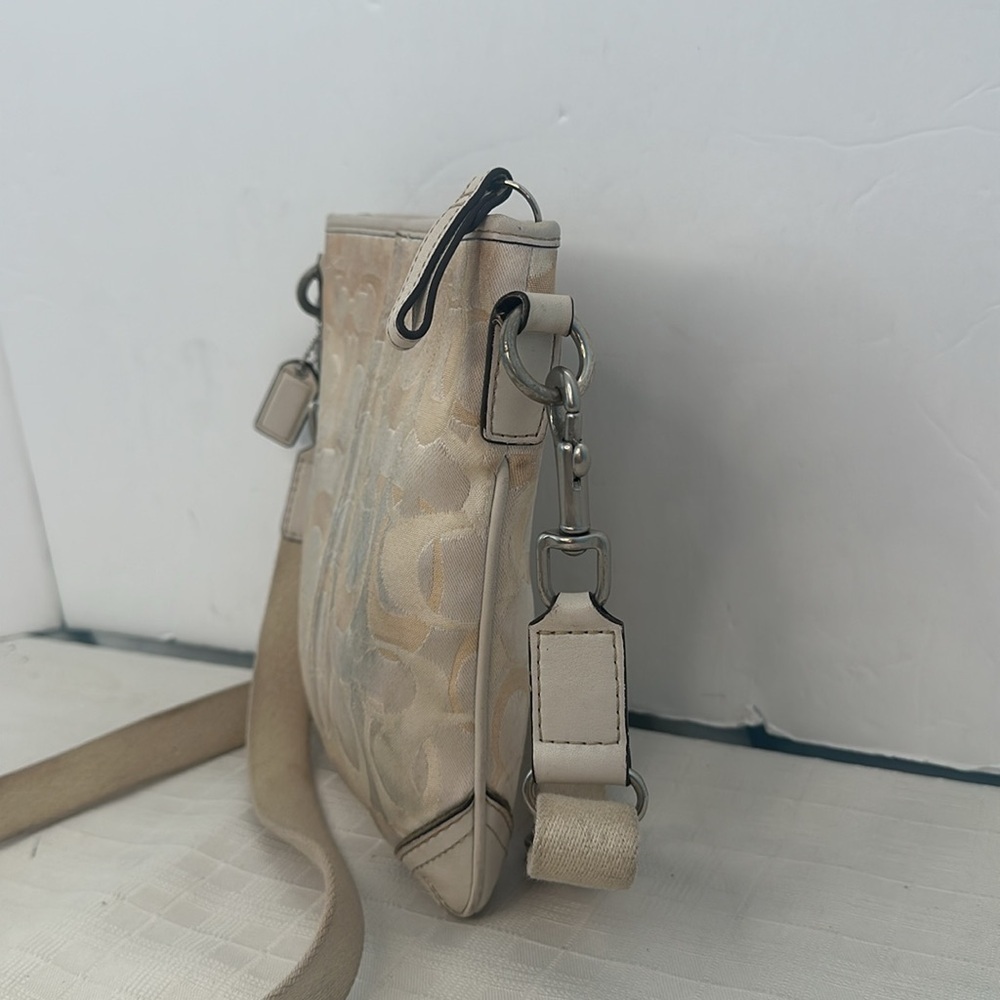 COACH Optic Signature Shoulder Swing Bag Crossbody Small Purse 10148 - Picture 4 of 9